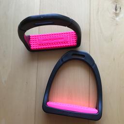 Compositi Profile Premium Steigbügel für Erwachsene, neu noch nie benutzt!
Pink