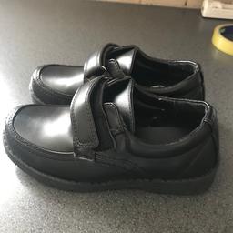 Brand new school shoes size 11
