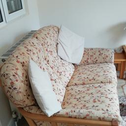 2 Two seater Settees for sale. Good condition
£20.00 each or nearest offer Nice for in a conservatory.

Tel 07779416593