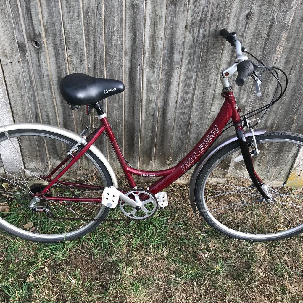 Raleigh oakland best sale ladies bike