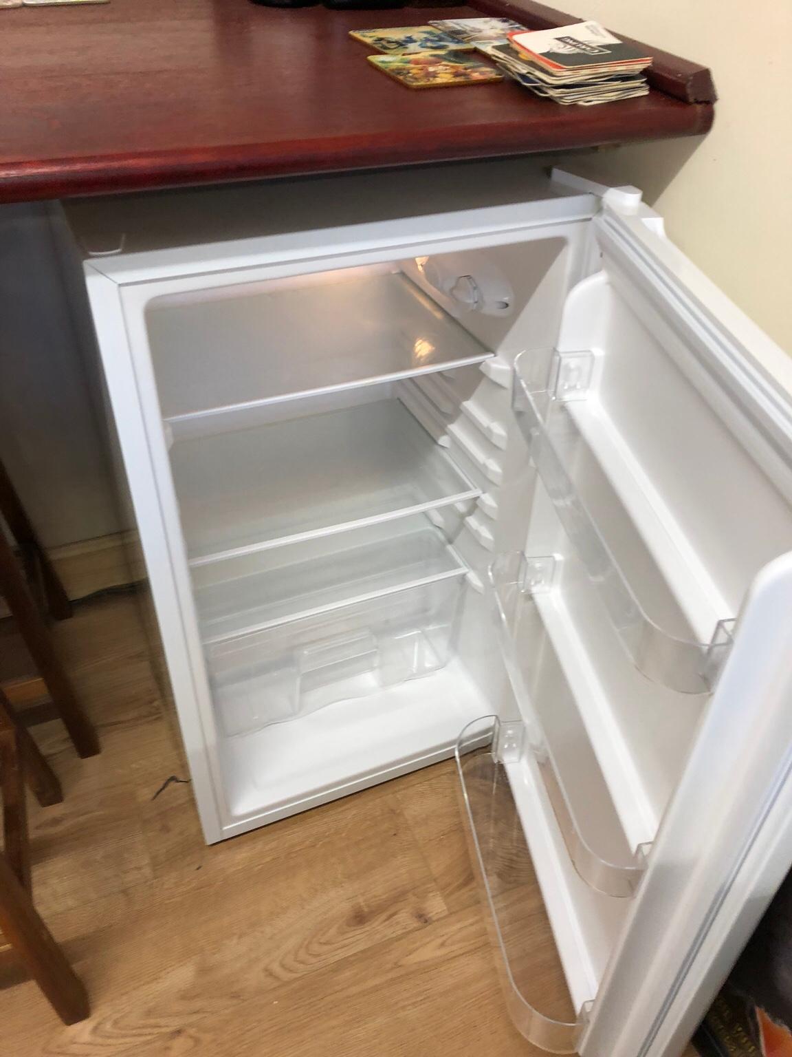 Fridge in CB5 Cambridge für £ 25,00 zum Verkauf Shpock AT