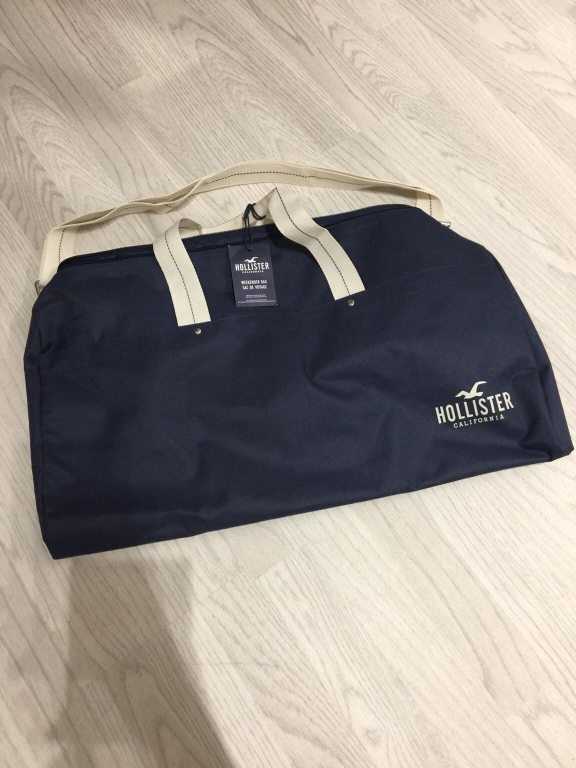 Hollister weekend shop bag