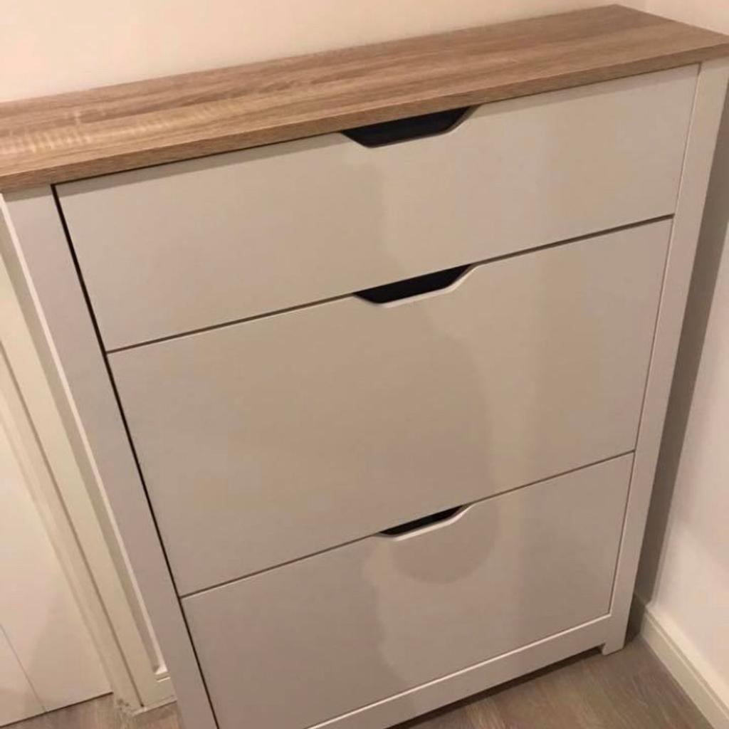 Free Laura James Shoe in SE8 London für gratis zum Verkauf