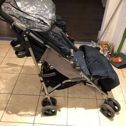 Great condition 

Includes 
Footmoof
Rain cover
Cup/drinks holder 
Excellent buggy but no longer needed