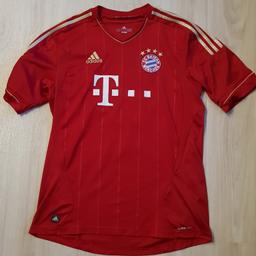 verkaufe hier mein FC Bayern München Trikot in der Größe L mit Der Beflockung Thomas Müller