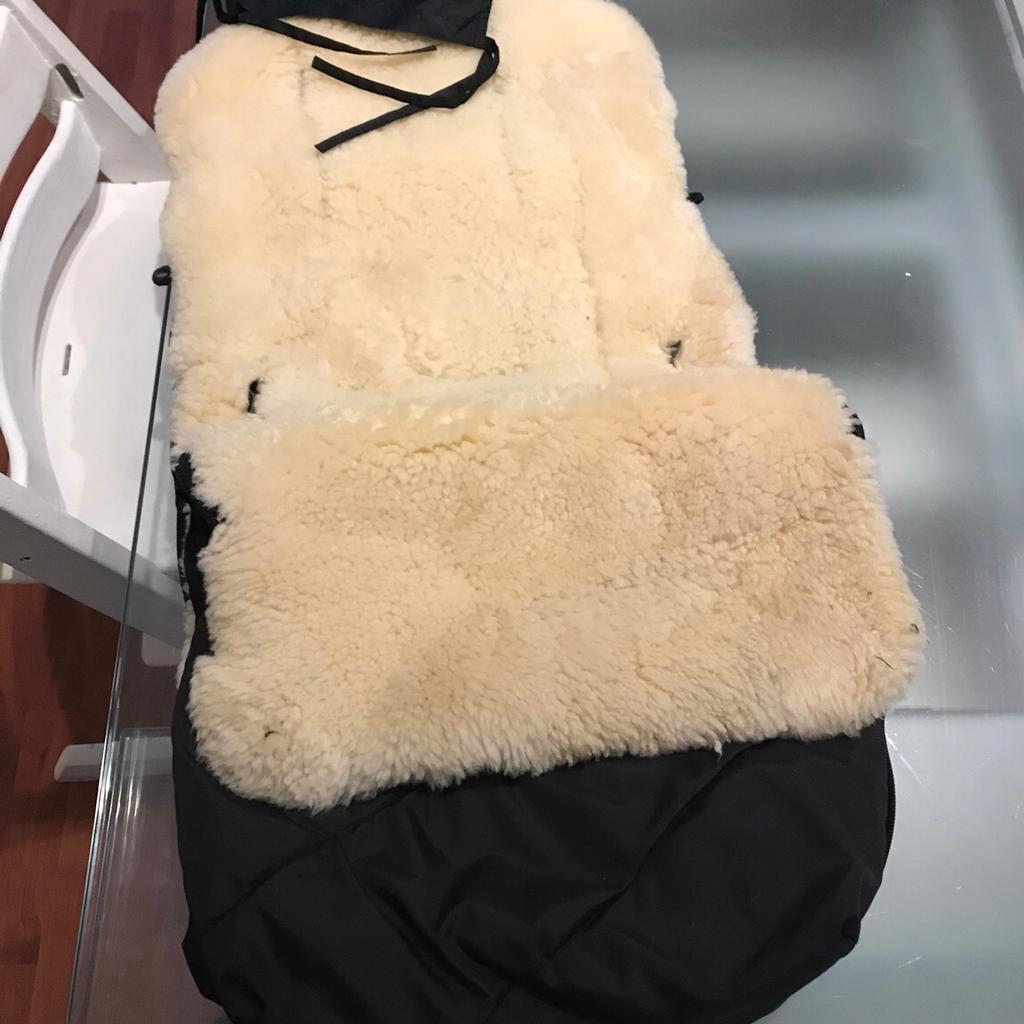 Lammfellsack Kaiser in 6361 Hopfgarten im Brixental für € 40,00 zum ...