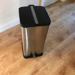 FREE FOR COLLECTION - Here is a lovely brushed stainless steel 30ltr pedal Bin, just over four months old. I had two, but my grandchildren kept playing with the press foot that opened and close the bin that much they broke it,as it got stuck and they forced it. I paid £30 for it ,  but it’s still a good bin , you just have to open manually.