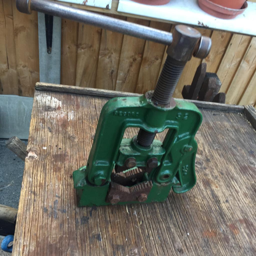 Vintage Record 92 Pipe Vice Metalwork Tool in NW2 Brent for £12.00 for ...