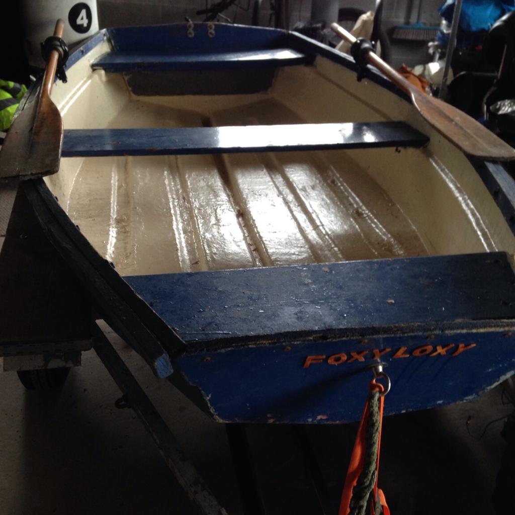 Fibreglass dinghy boat tender not sail or Kay in PL12 Forder für £ 175