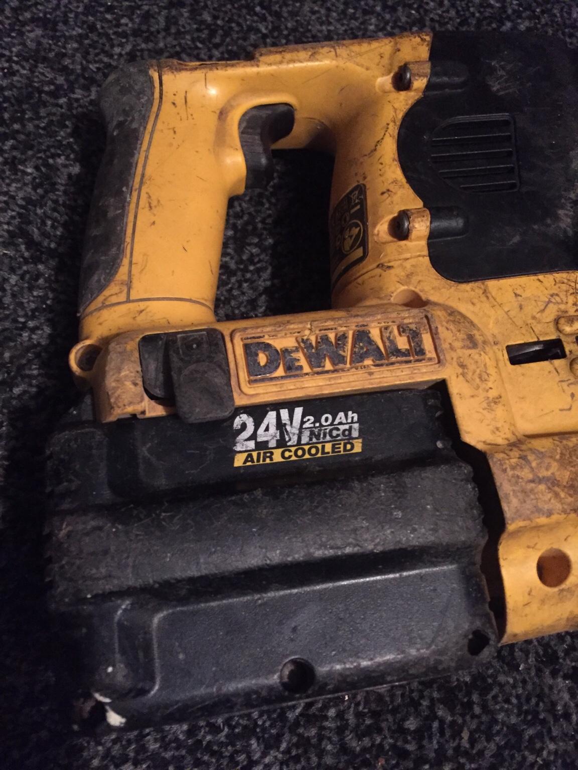 Dewalt drill in B17 Birmingham für 25,00 £ zum Verkauf Shpock DE