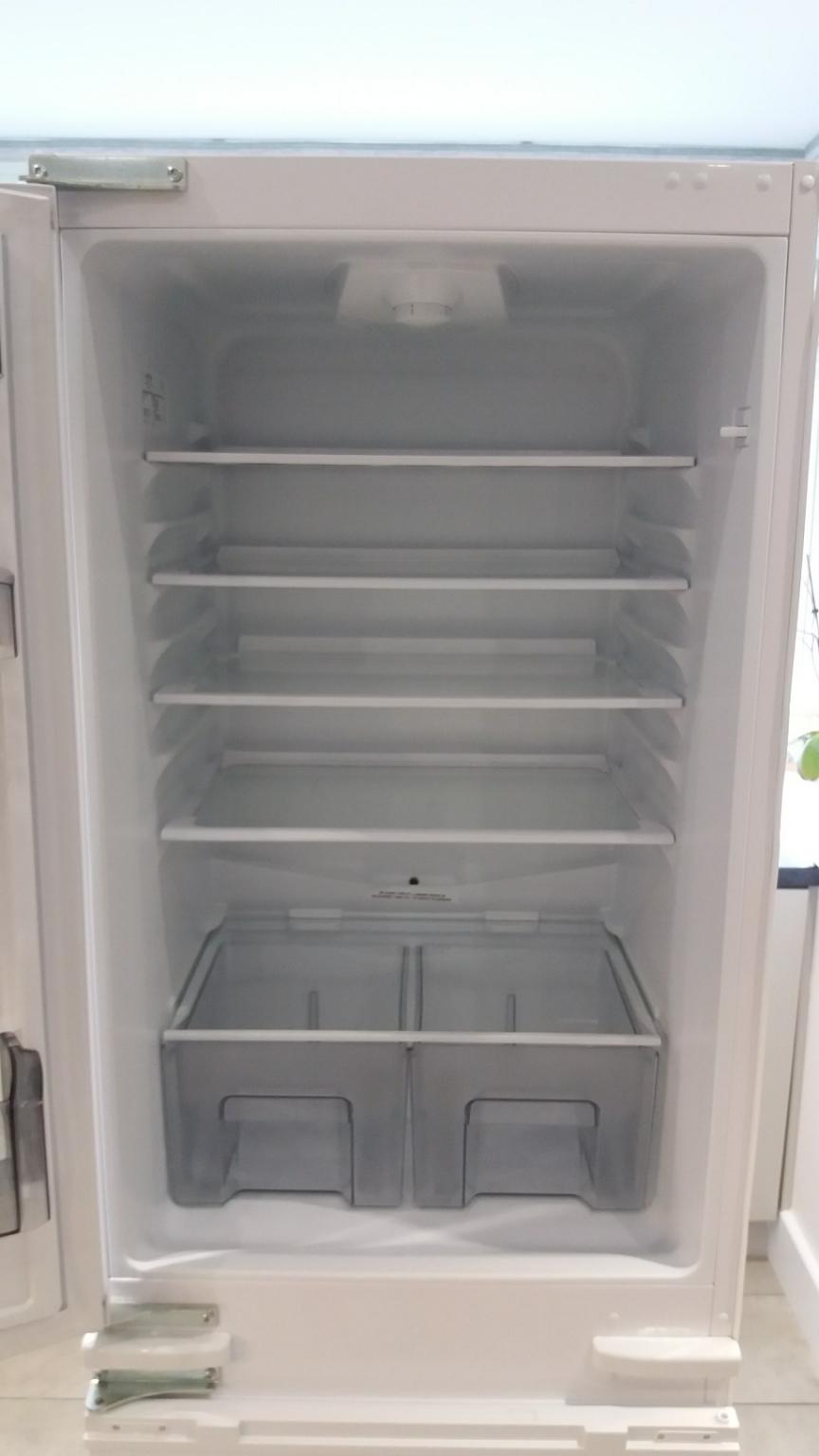 Lamona Integrated Fridge/Freezer (HJA6853) in SS6 Rochford for £80.00 for sale Shpock