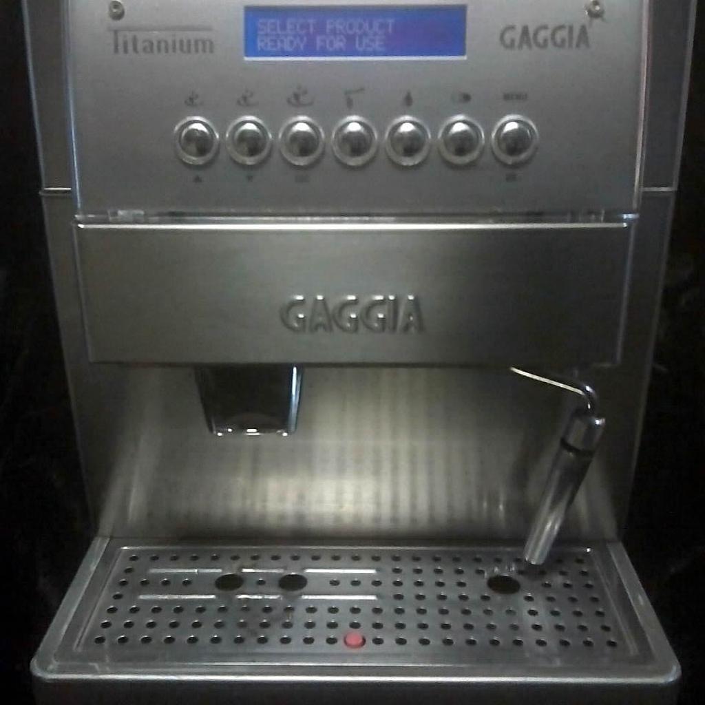 Gaggia Titanium Bean to Cup Coffee Machine. in SG18 Biggleswade for £