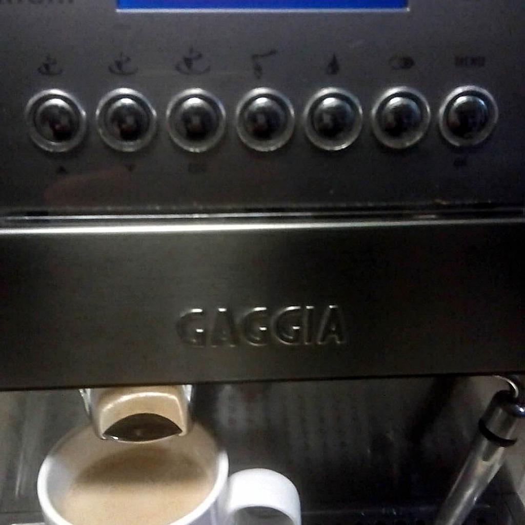 Gaggia Titanium Bean to Cup Coffee Machine. in SG18 Biggleswade for £