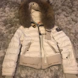Bought 5 months ago for 450 in kids cavern its still the same price looking for around 200 no less its in good condition an looked after well the coat fits my 5 year old an its an age 8 coat they are small fit coats