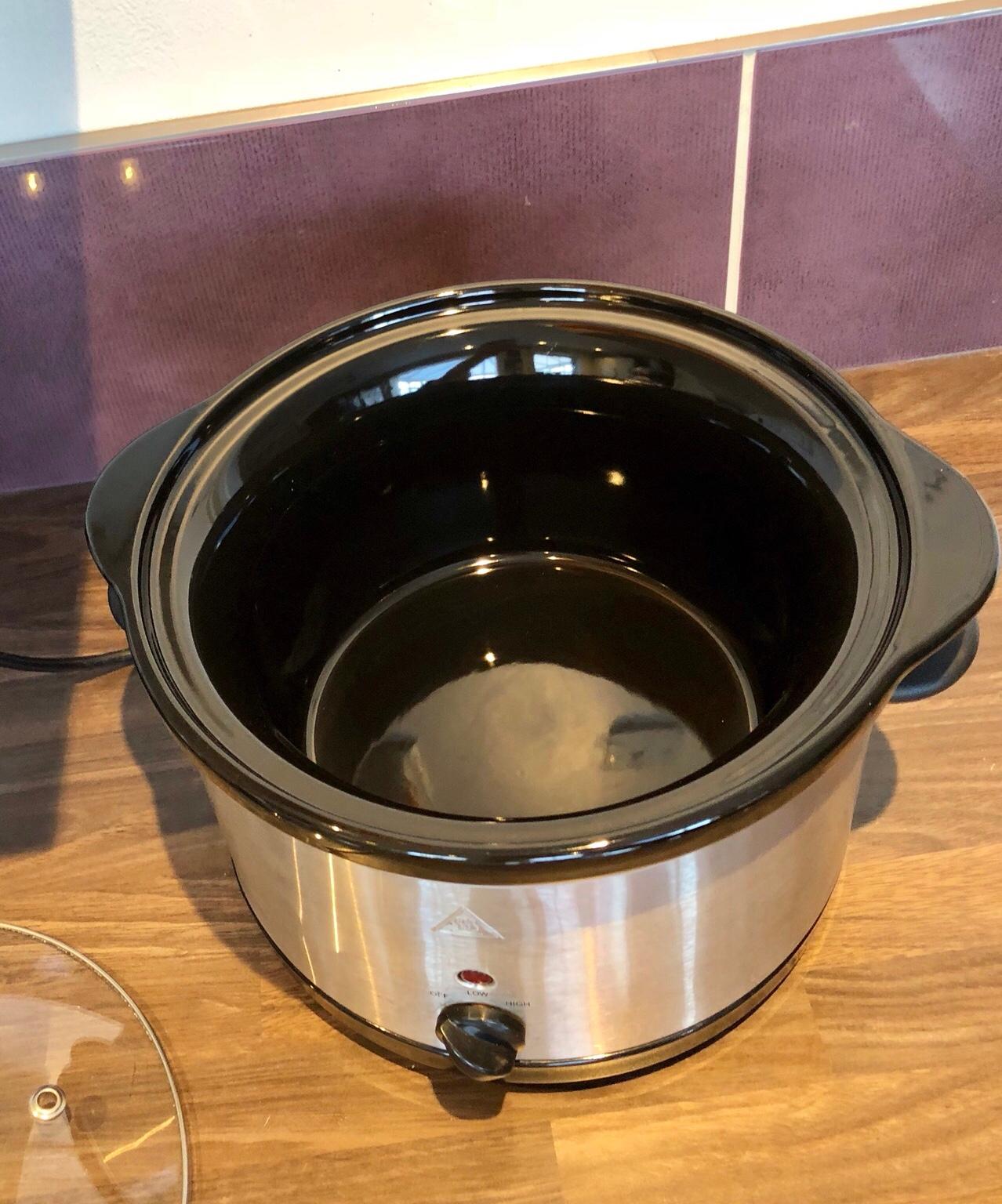 Home Stainless Steel Slow Cooker 3L in Preston for £5.00 for sale Shpock