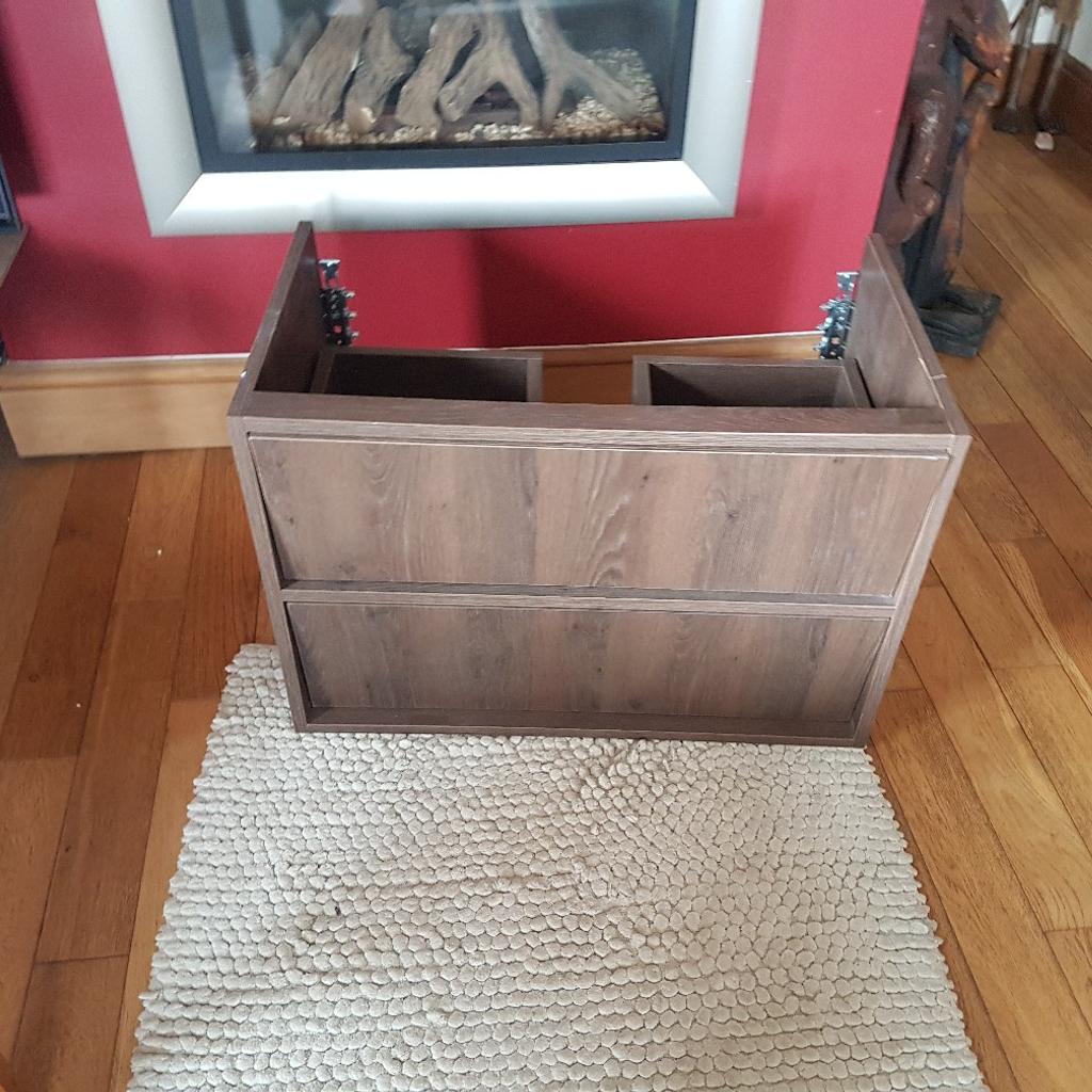 floating cupboard in Bradford für 10,00 £ zum Verkauf | Shpock DE