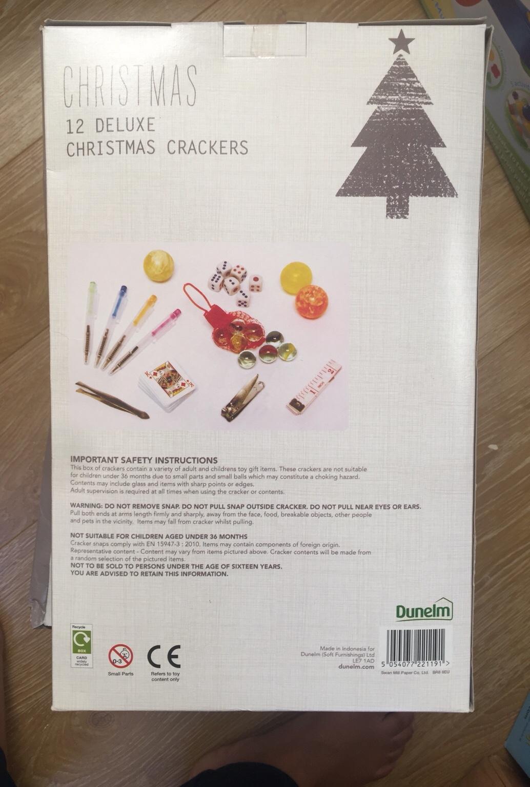 12 Christmas 🎄 Crackers Dunelm. Brand new in Bradford für 2,50 £ zum Verkauf Shpock DE