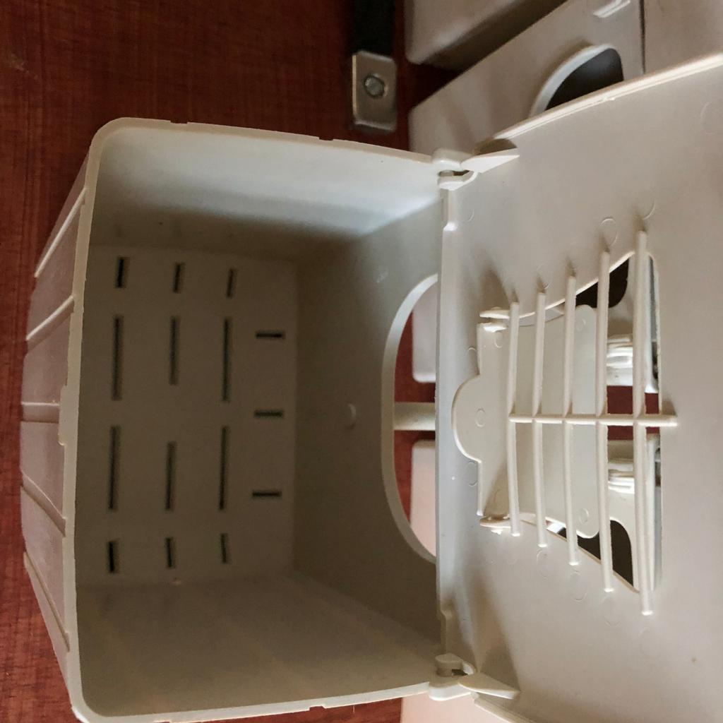 PLASTIC FINCH NEST BOXES in L21 Sefton for £35.00 for sale | Shpock