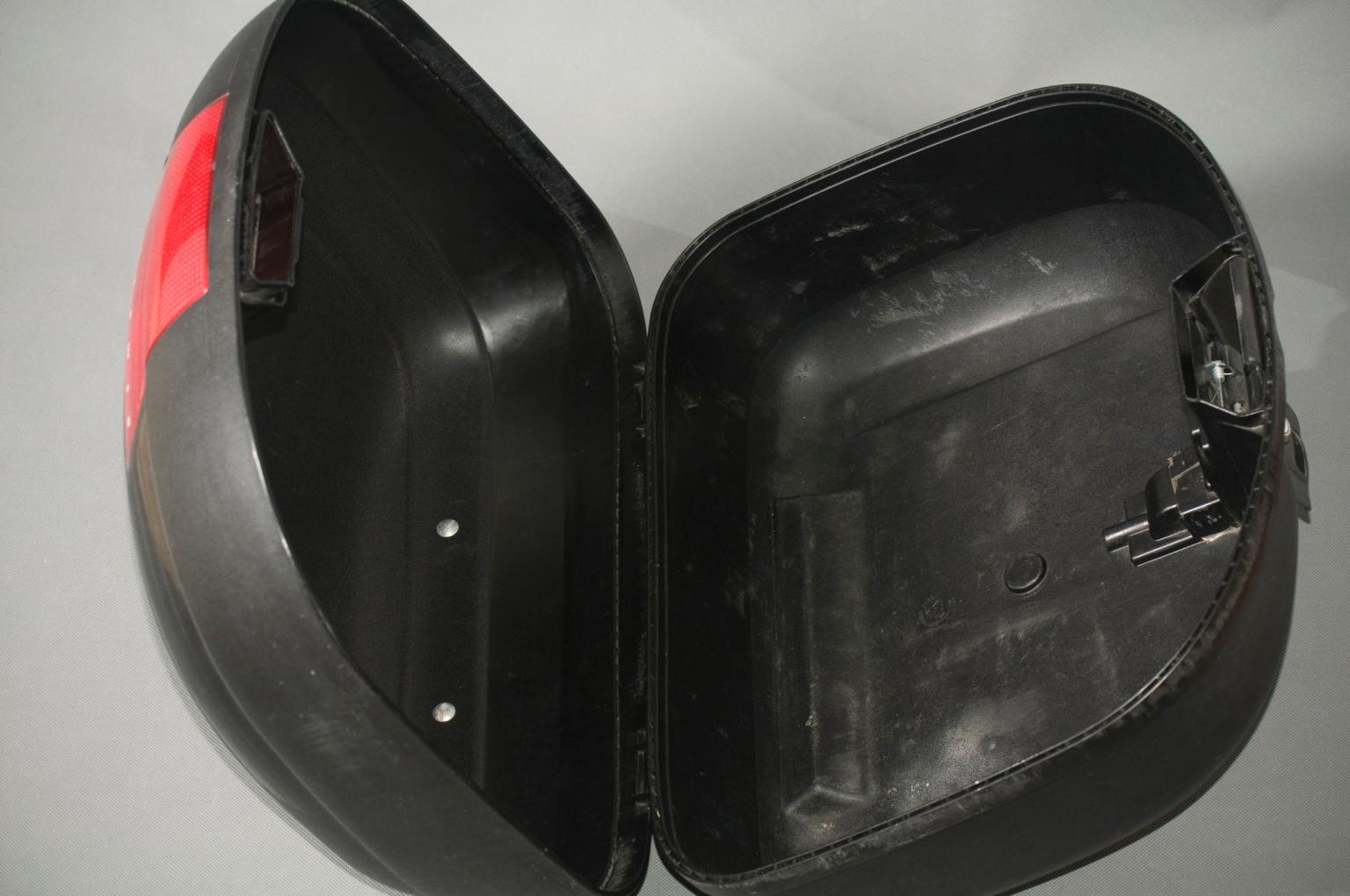 Catadiottro Rosso GIVI Z237 Per Bauletto Simply E42 - 7