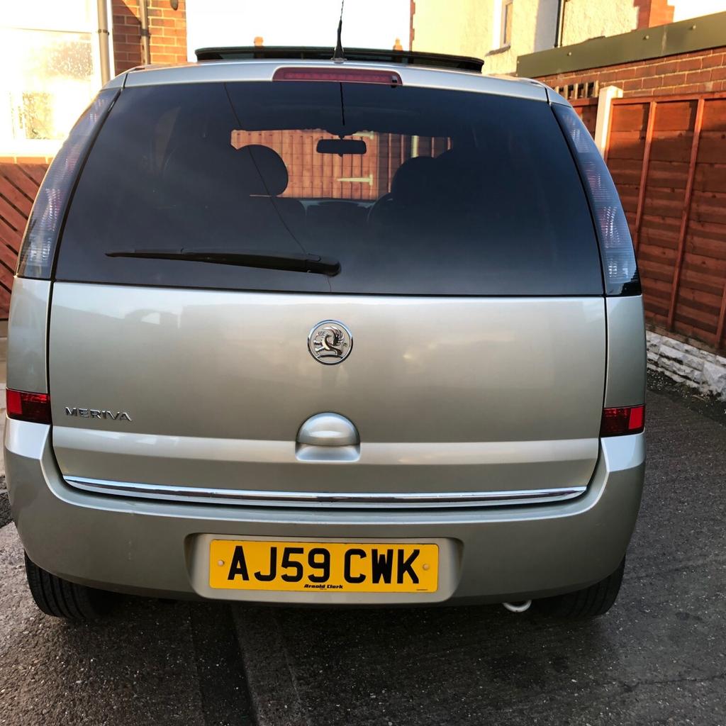 VAUXHALL MERIVA 1.4 DESIGN 77034 MILES F/S/H in WF12 Leeds für 1.450,00