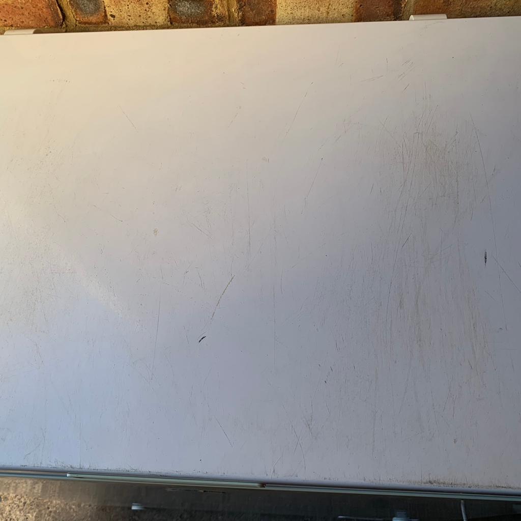 Logik L150CFW13 Chest Freezer in KT15 Runnymede für 30,00 £ zum Verkauf