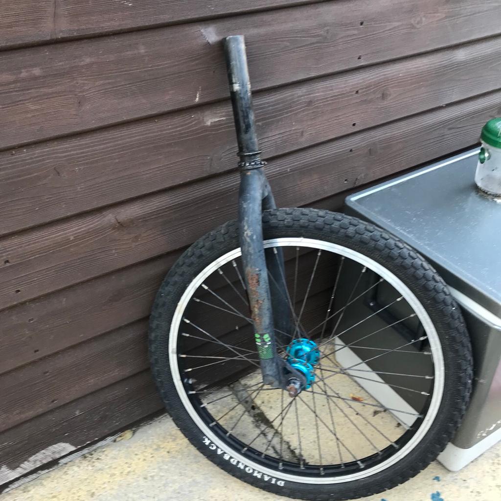 Mountain bike and bmx bike parts in NR5 Norfolk für 1,00 £ zum Verkauf
