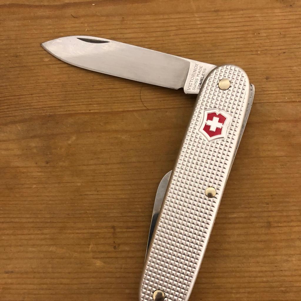 Victorinox 2025 pioneer pruner