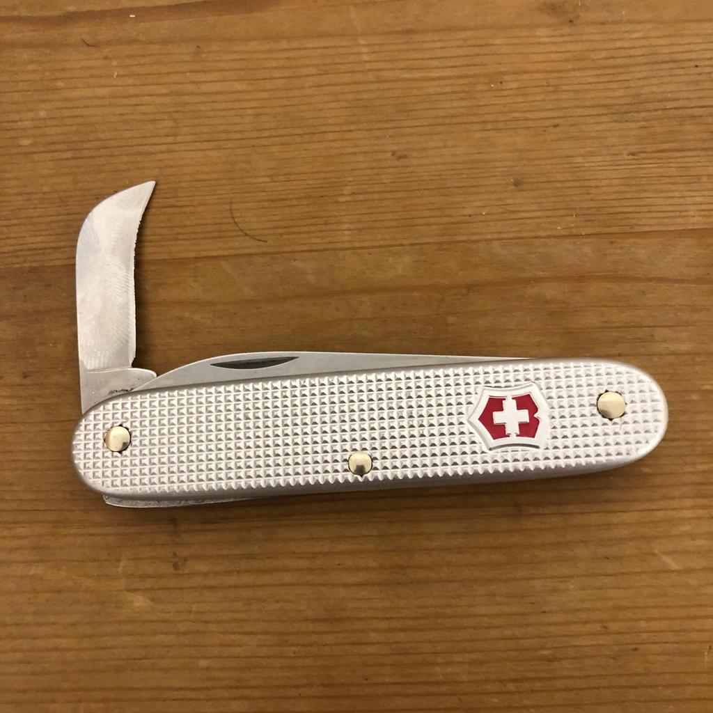 Victorinox 2025 pioneer pruner