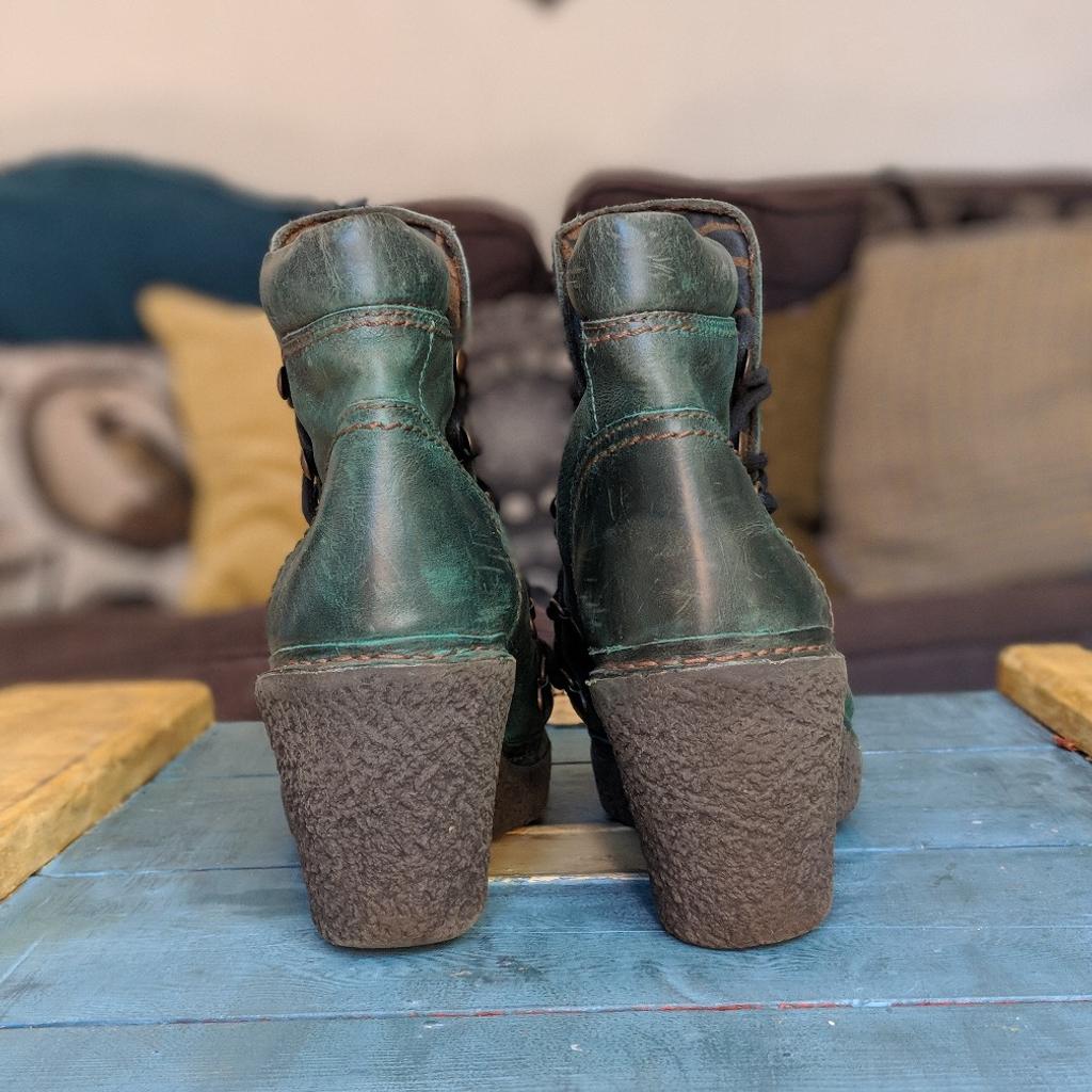 Fly London boots in SO24 Winchester für £ 15,00 zum Verkauf | Shpock AT