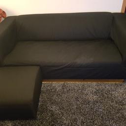 Hallo, Ich verkaufe hier eine gut erhaltene, schwarze Couch von Ikea. Der Hocker ist mit dabei. Den Bezug kann man waschen.
Bei Fragen einfach anschreiben.