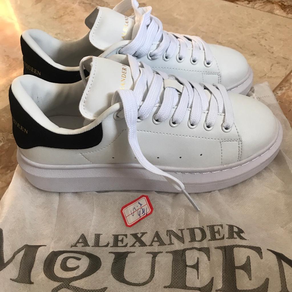 Alexander mcqueen 2024 scarpe sposa