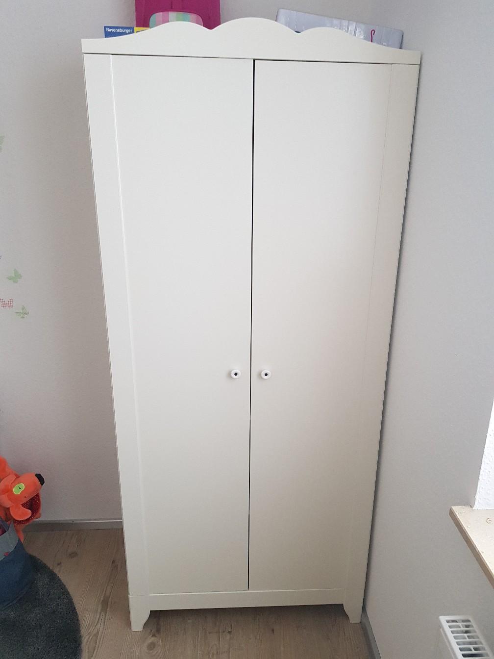 IKEA HENSVIK Kleiderschrank weiß in 74172 Neckarsulm für 69,00 € zum