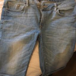 Excellent condition bought for £25 each last
summer. Very comfortable. Worn a handful of times.
Fit 32-34 inch waist due to stretchy material.
One is a light denim
One is a darker denim