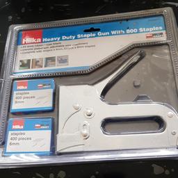 Stapler comes with 800 staples 10£