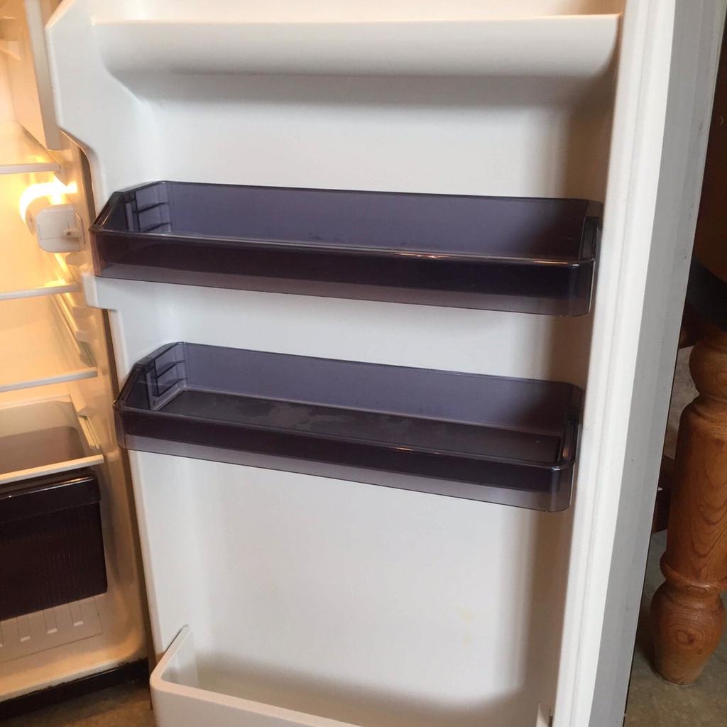Under counter fridge in S20 Sheffield für £ 30,00 zum Verkauf Shpock AT