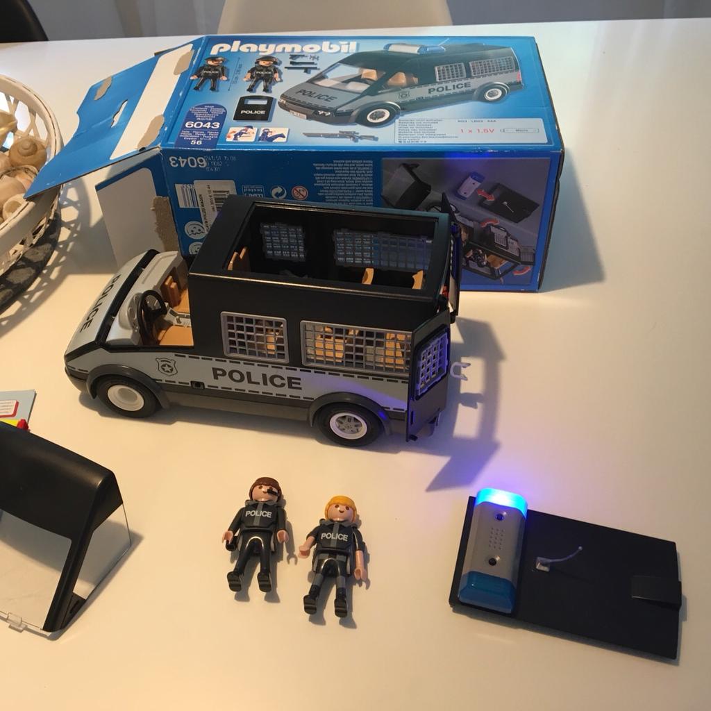 Playmobil Polizei in 3100 Gemeinde St. Pölten für 25,00 € zum Verkauf ...