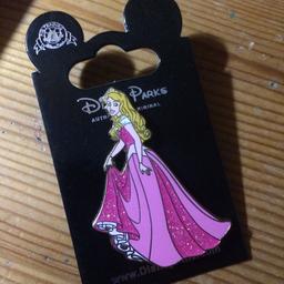 Authentic Disney pin

Trade or sale