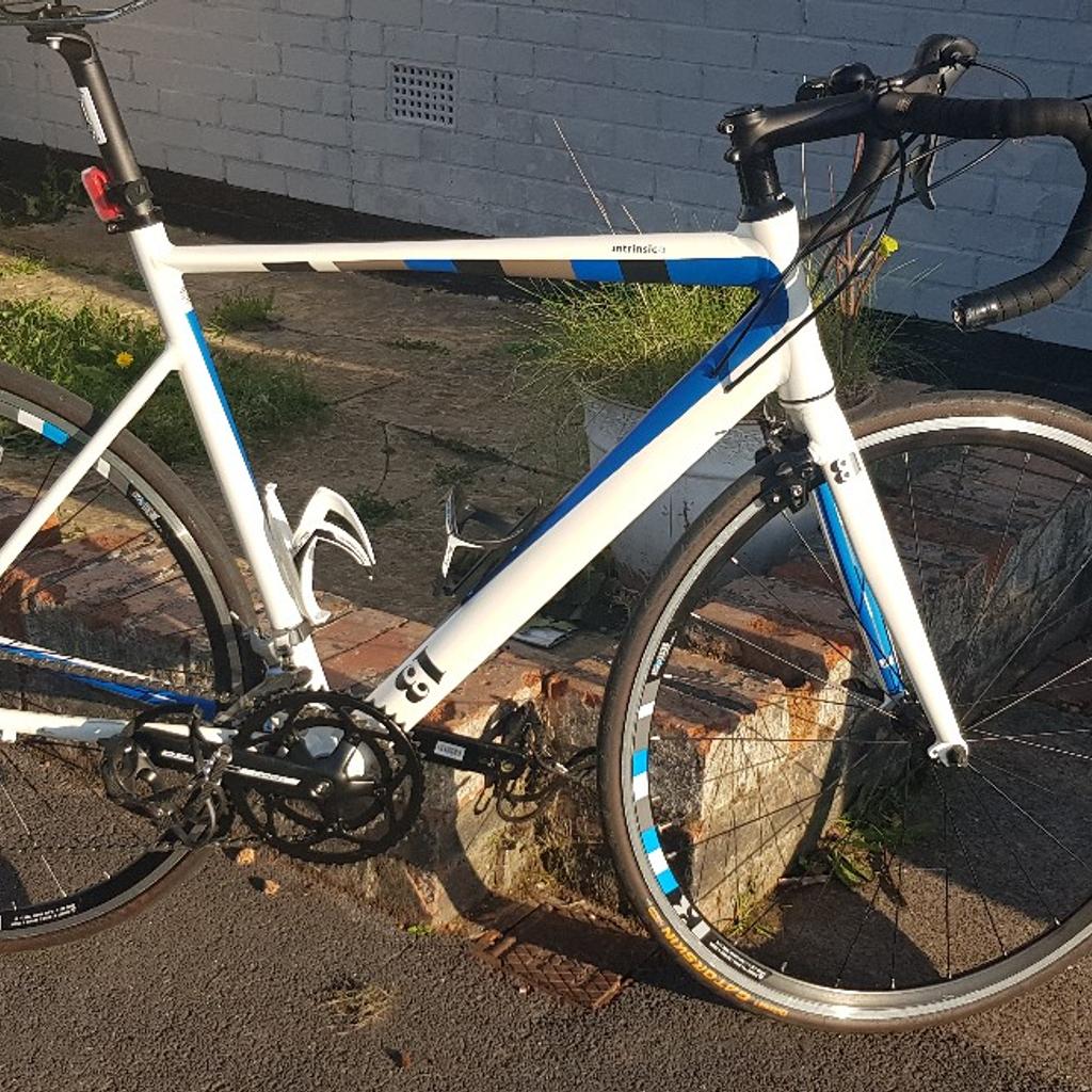 13 intrinsic alpha road bike