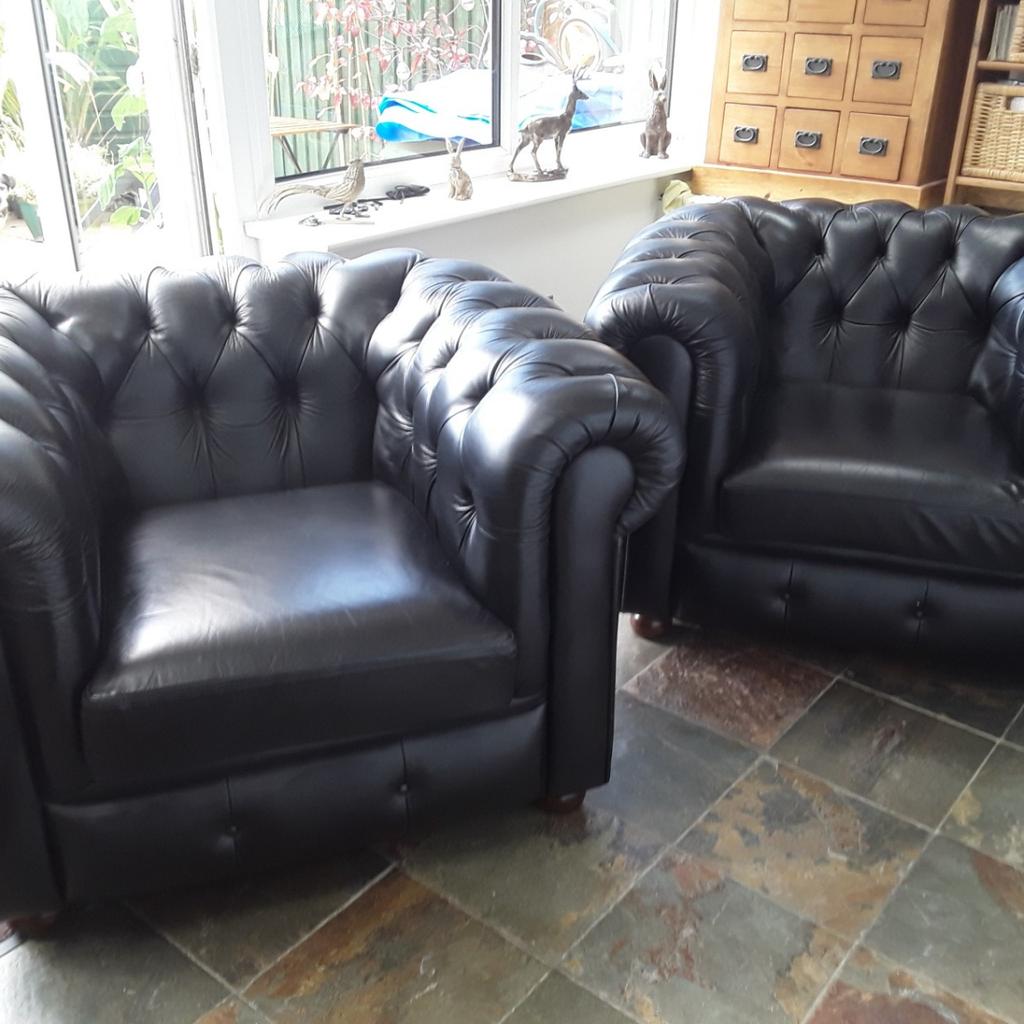 Quality real leather black 3 piece suite. in OL9 Oldham für 500,00