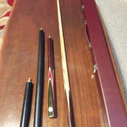 Quality Cooper snooker cue .
Perfect condition used 3 times
unmarked. Triple extensions , with case .