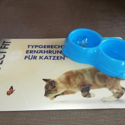 Katzen - Freßnapf in blau mit Unterlage!
Gebraucht!
Selbstabholung!