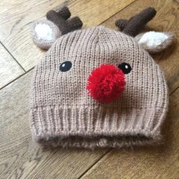 Baby Christmas hat. Excellent condition 6-9 months