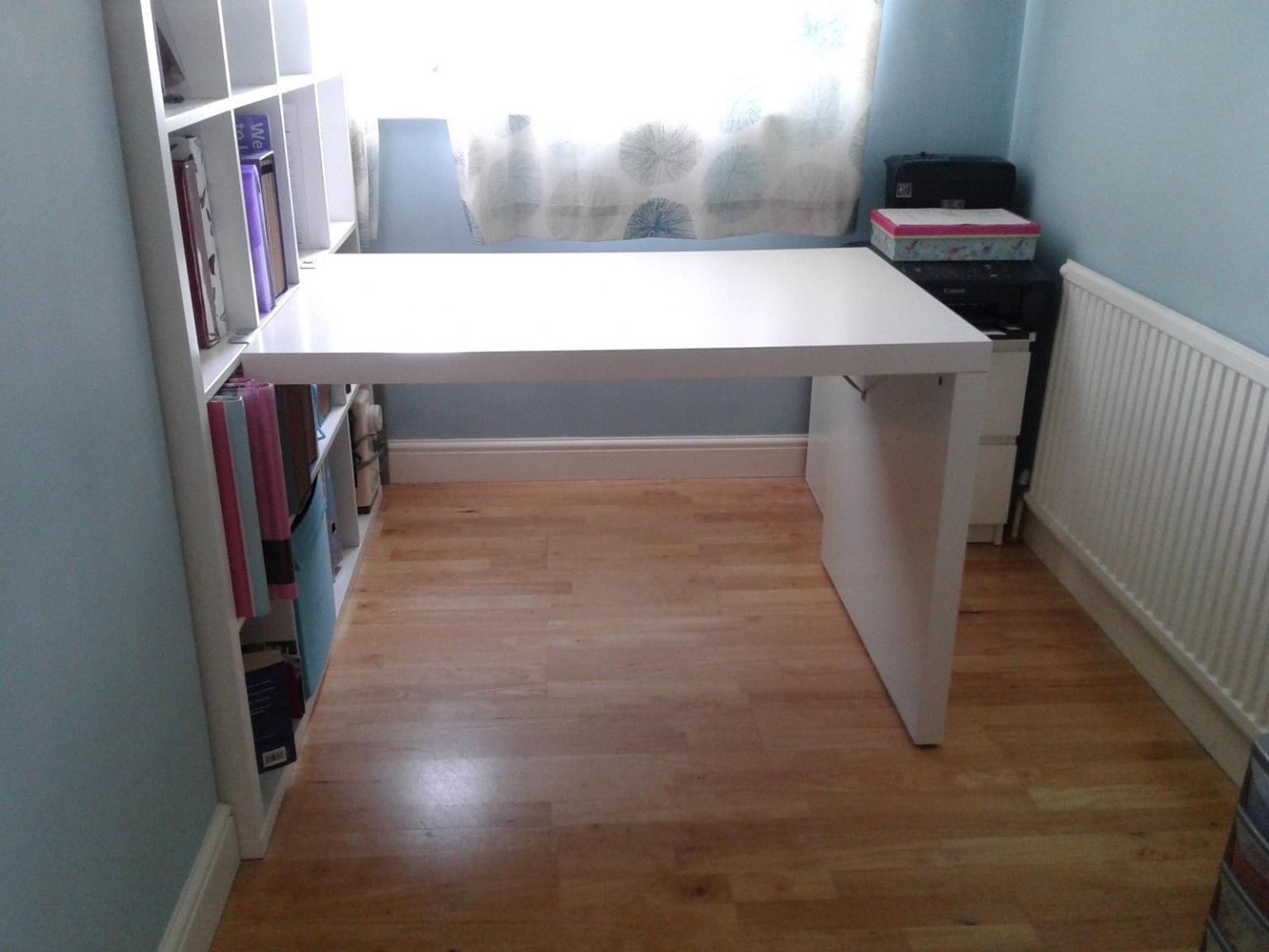 IKEA Expedit Desk Attachment in N2 London für gratis zum Verkauf