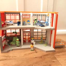 This is the Playmobil Children’s hospital set 6657. 

In excellent condition with lots of accessories.