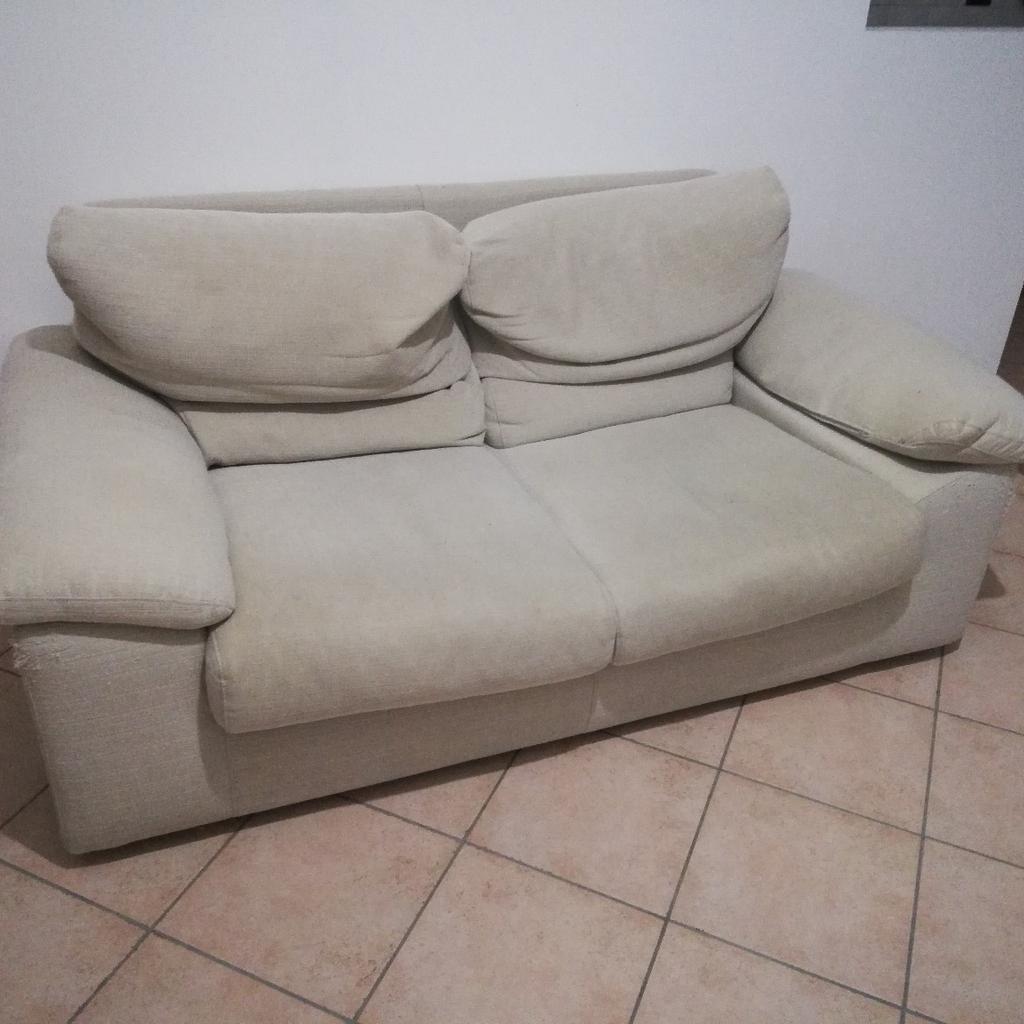 Divano Poltrone&Sofa 3 posti REGALO in 20139 Milano for free for sale