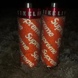 This is the only ever pair of red supreme uk grip pegs I bought them for £40 and are still in amazing condition.ONLY PRICE IS £30