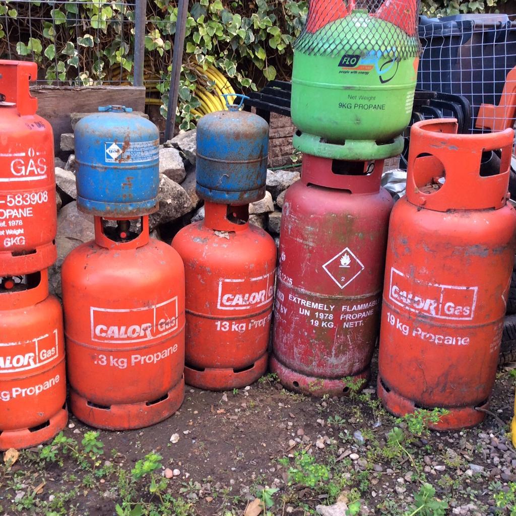 Gas bottle camping gaz caravan fishing stove in WS4 Walsall for £10.00