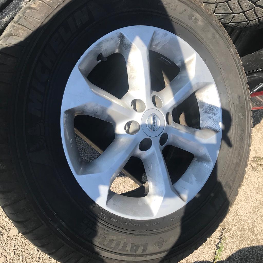 Nissan Navara Alufelgen m.Winterr. 255/65 R17 in 6330 Kufstein for €500 ...