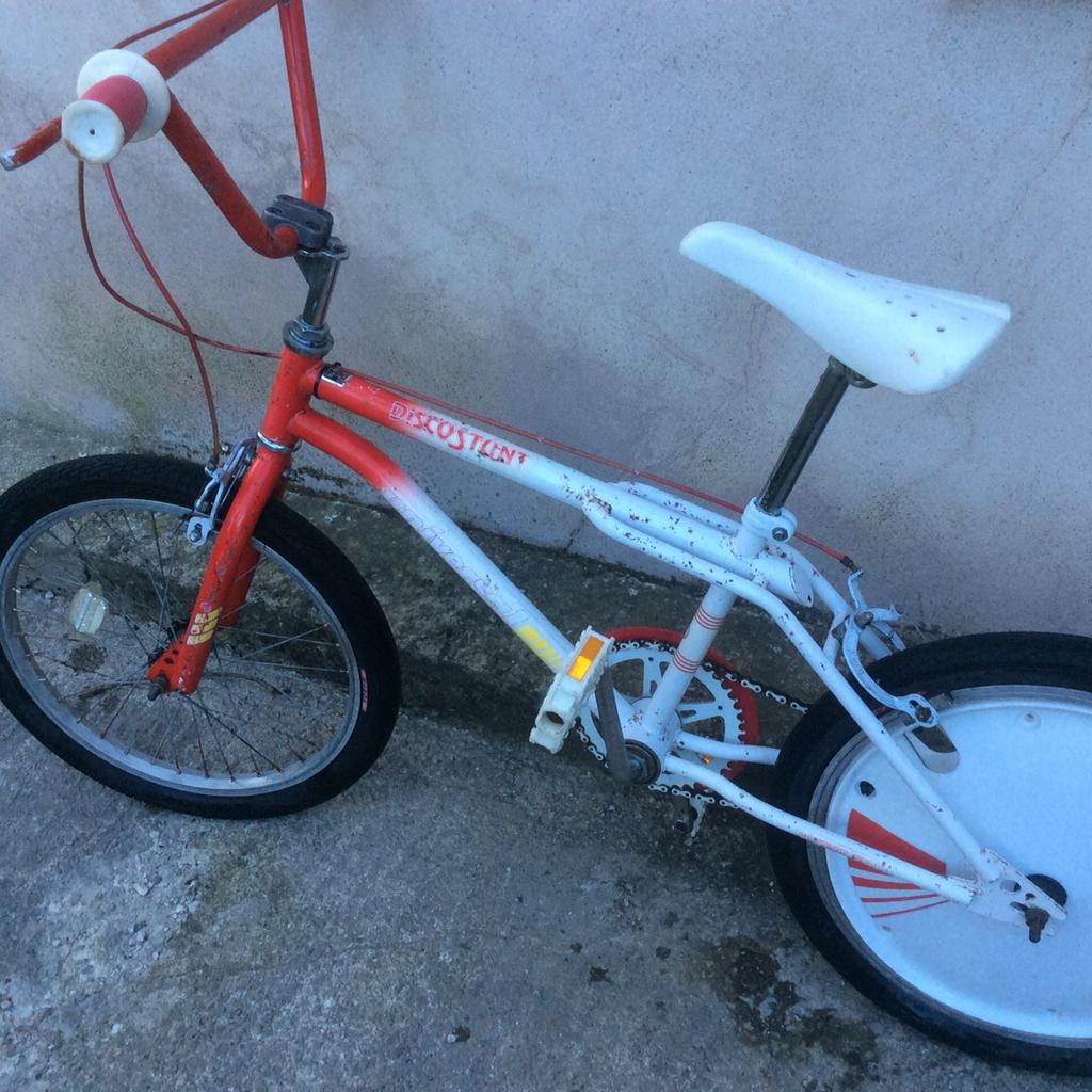 Universal disco stunt oldschool freestyle bmx in Adforton for