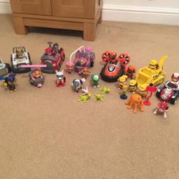 Fantastic bundle of paw patrol toys and vehicles in fantastic condition